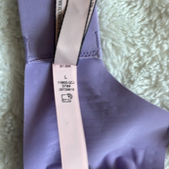 Victoria’s Secret bra - Picture 3 of 5